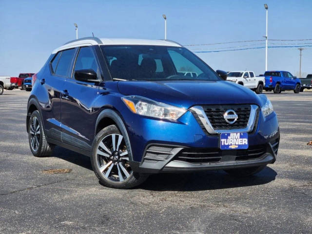 2020 Nissan Kicks SV FWD photo