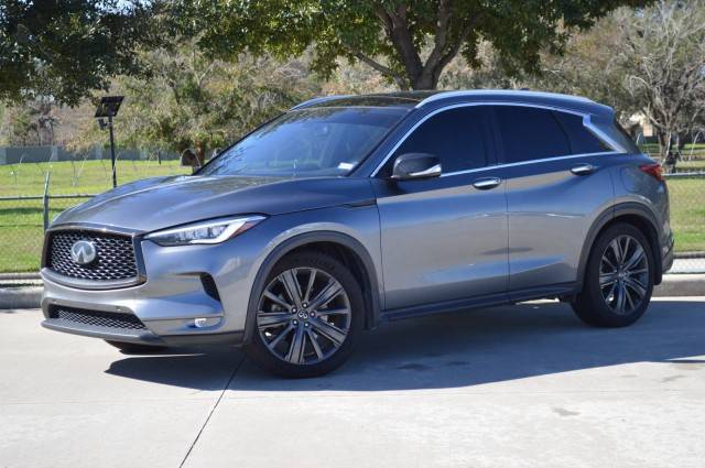 2020 Infiniti QX50 ESSENTIAL FWD photo