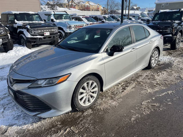 2019 Toyota Camry LE FWD photo