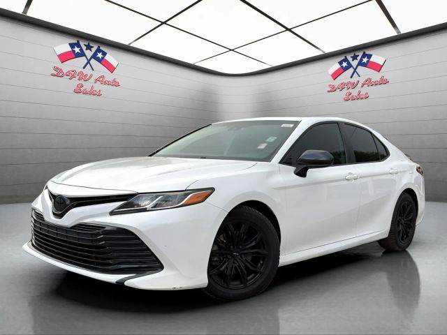 2019 Toyota Camry LE FWD photo