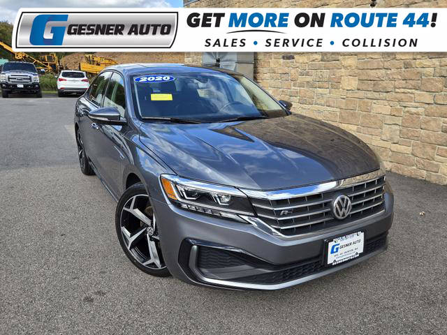 2020 Volkswagen Passat 2.0T R-Line FWD photo