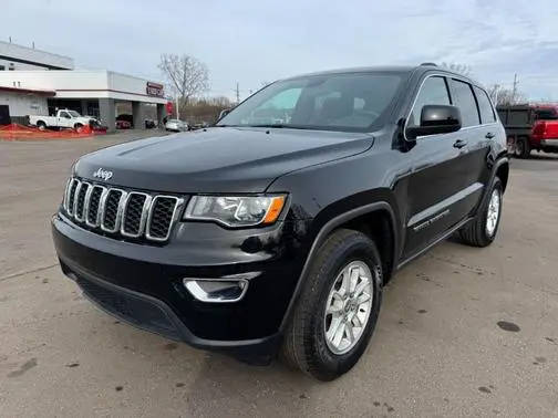 2020 Jeep Grand Cherokee Laredo E 4WD photo