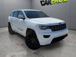 2020 Jeep Grand Cherokee Altitude 4WD photo