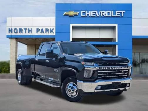 2020 Chevrolet Silverado 3500HD LTZ 4WD photo