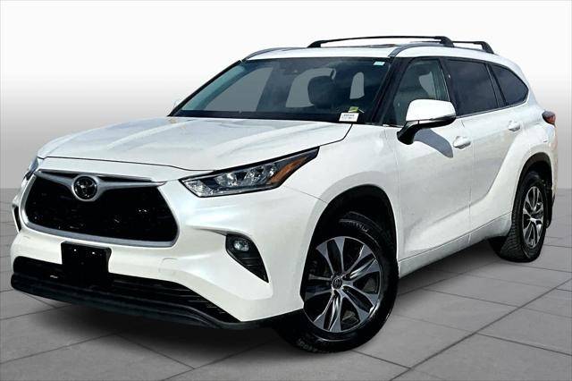 2020 Toyota Highlander XLE FWD photo