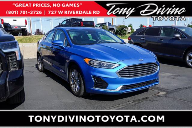 2020 Ford Fusion SEL FWD photo