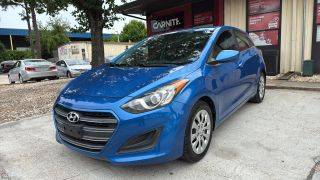 2017 Hyundai Elantra GT FWD photo