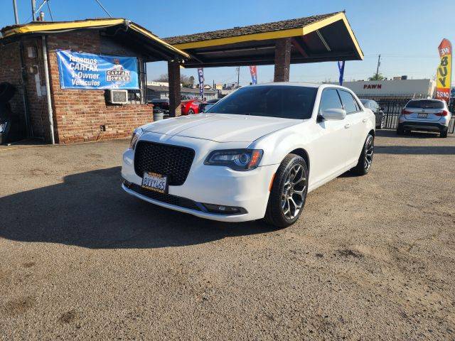 2019 Chrysler 300 300S AWD photo