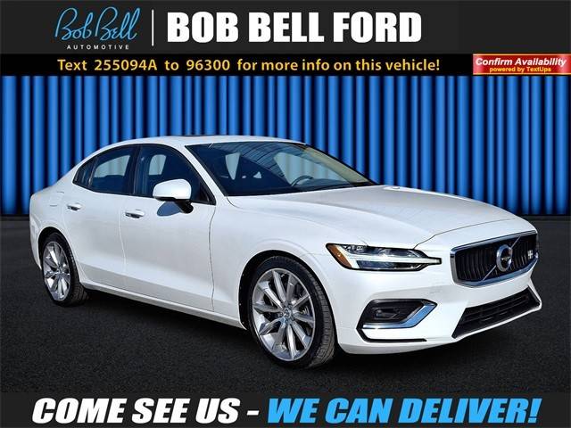2020 Volvo S60 Momentum AWD photo