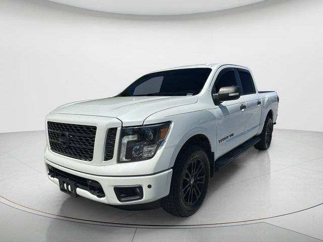 2019 Nissan Titan SL 4WD photo