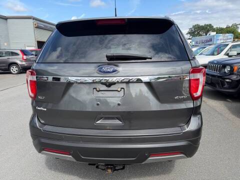 2019 Ford Explorer XLT 4WD photo