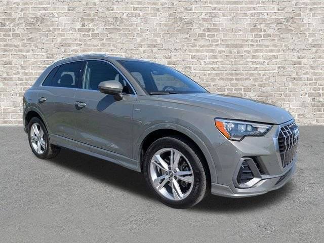 2020 Audi Q3 S line Premium AWD photo