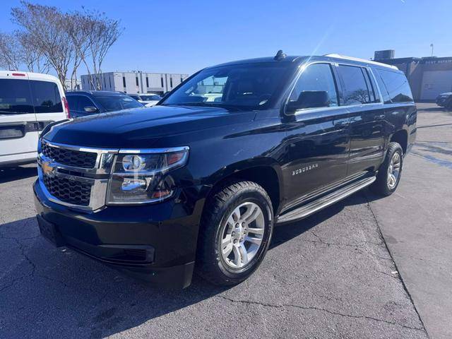 2018 Chevrolet Suburban LT 4WD photo