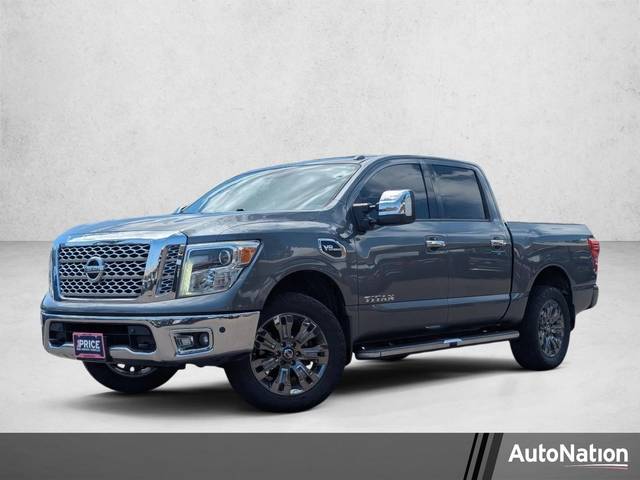 2017 Nissan Titan SL 4WD photo