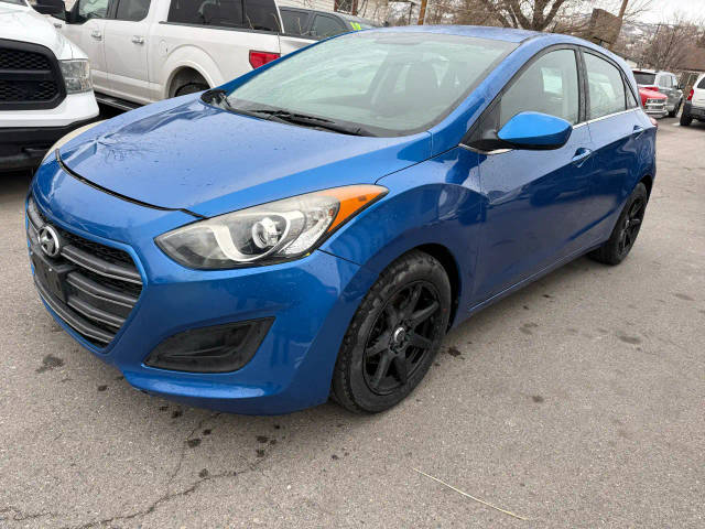 2017 Hyundai Elantra GT  FWD photo