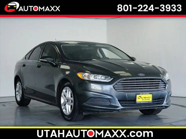 2015 Ford Fusion SE FWD photo