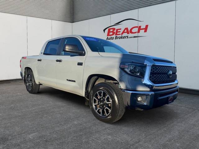 2020 Toyota Tundra SR5 4WD photo