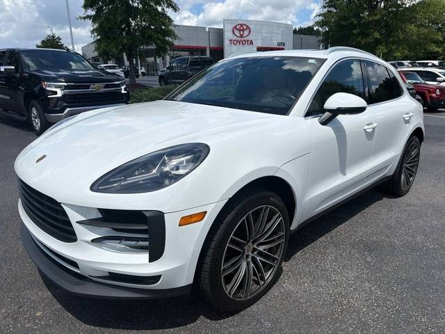 2020 Porsche Macan S AWD photo