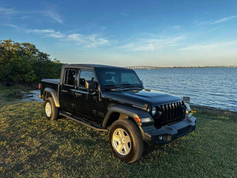 2020 Jeep Gladiator Sport S 4WD photo