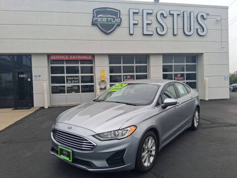 2020 Ford Fusion SE FWD photo