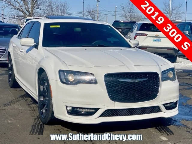 2019 Chrysler 300 300S RWD photo