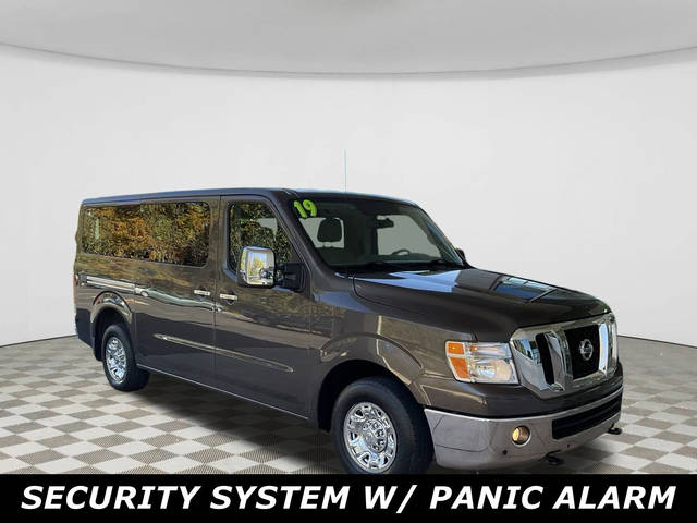 2019 Nissan NV Passenger NV3500 HD SL RWD photo