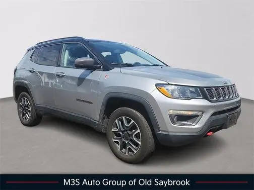 2019 Jeep Compass Trailhawk 4WD photo