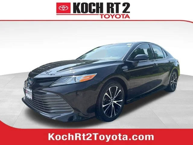 2020 Toyota Camry Hybrid XLE FWD photo