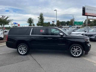 2020 Chevrolet Suburban Premier 4WD photo