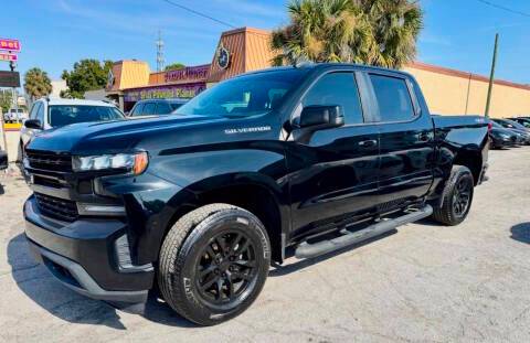 2020 Chevrolet Silverado 1500 RST 4WD photo