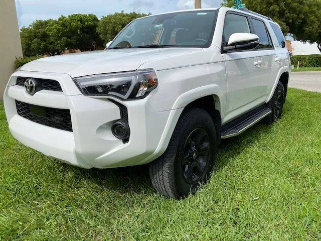 2020 Toyota 4Runner SR5 Premium RWD photo