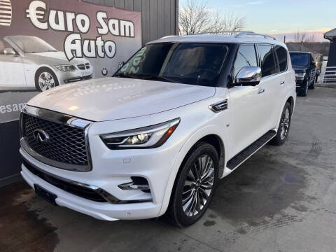 2020 Infiniti QX80 LUXE 4WD photo
