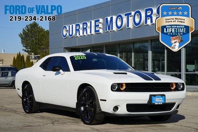 2020 Dodge Challenger SXT AWD photo