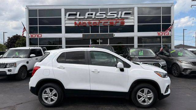 2020 Chevrolet Trax LS AWD photo