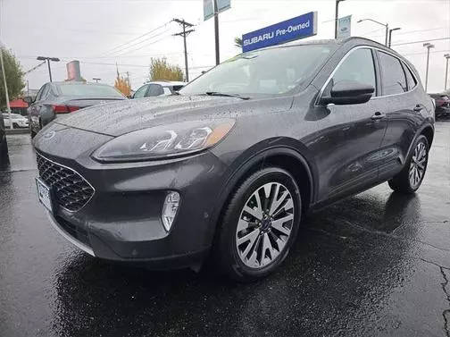 2020 Ford Escape Titanium AWD photo