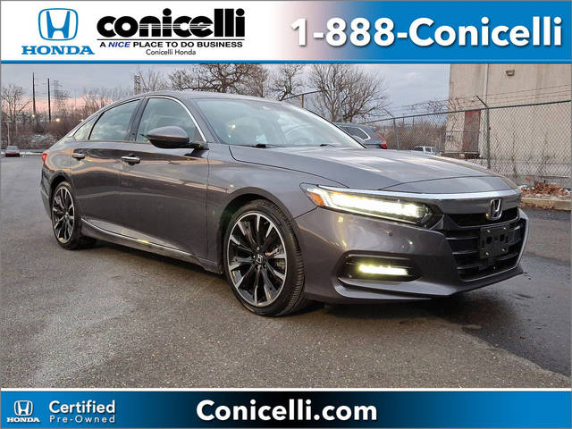 2020 Honda Accord Touring FWD photo