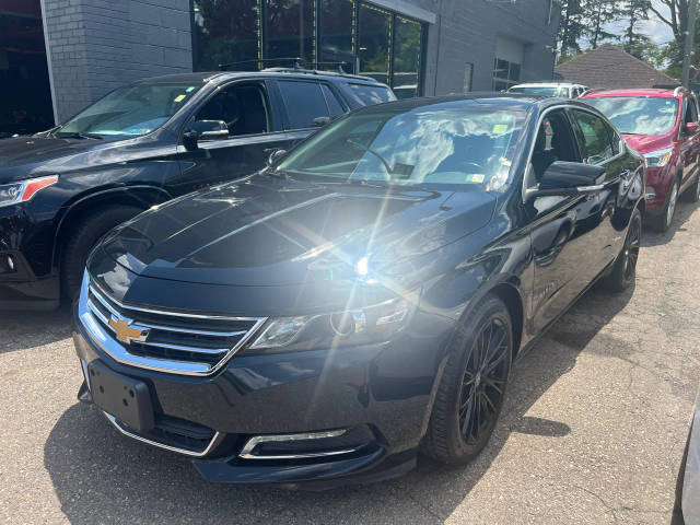 2019 Chevrolet Impala LT FWD photo