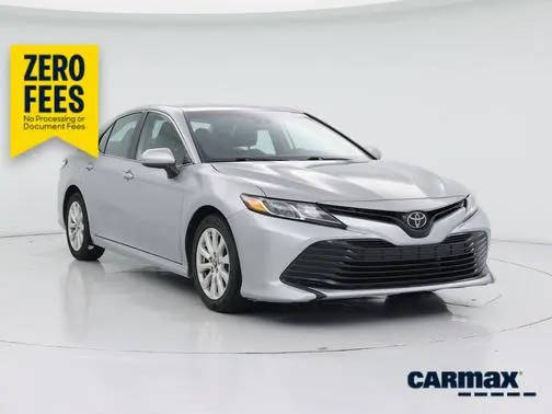 2020 Toyota Camry LE FWD photo