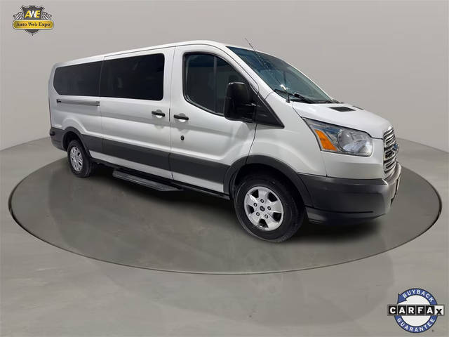 2017 Ford Transit Passenger Wagon XL RWD photo