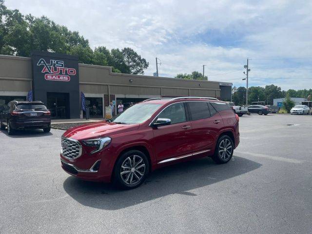 2020 GMC Terrain Denali FWD photo