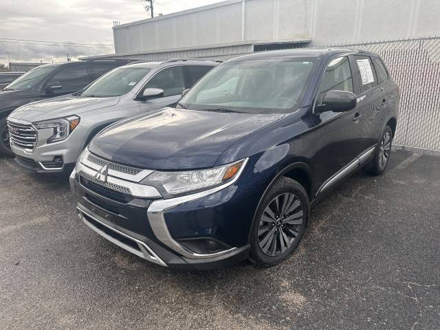 2020 Mitsubishi Outlander ES 4WD photo