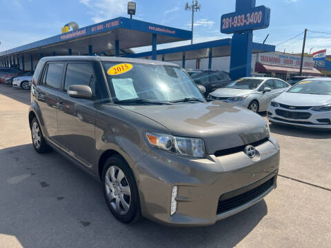 2015 Scion xB  FWD photo