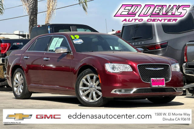 2019 Chrysler 300 Limited AWD photo