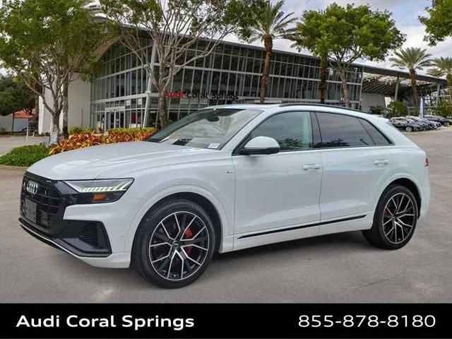 2020 Audi Q8 Prestige AWD photo