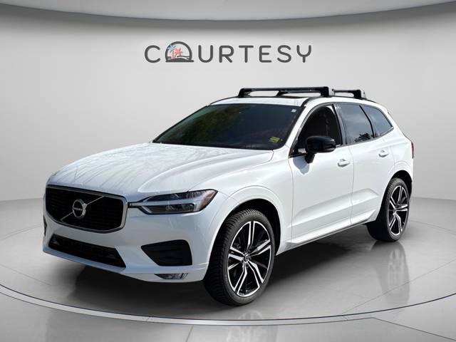 2020 Volvo XC60 R-Design FWD photo