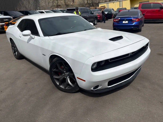 2019 Dodge Challenger R/T RWD photo