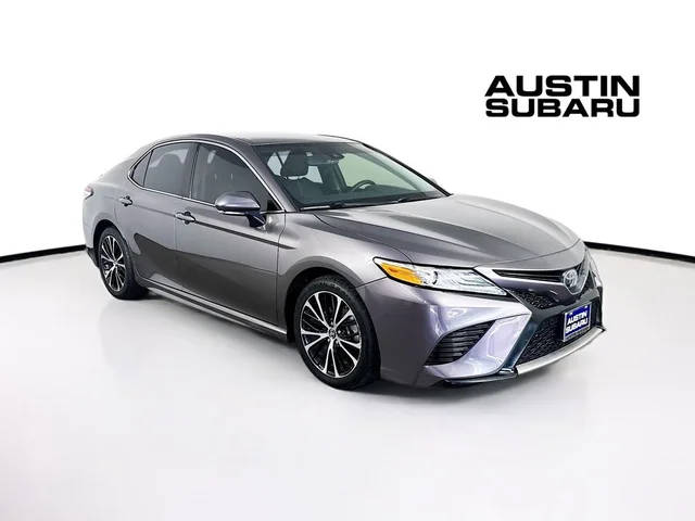 2020 Toyota Camry XSE FWD photo