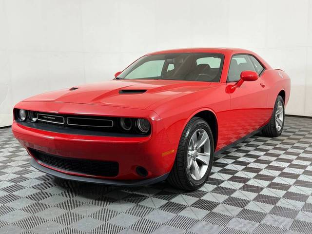 2019 Dodge Challenger SXT RWD photo