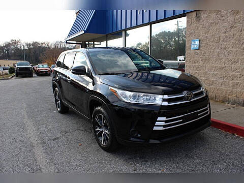 2019 Toyota Highlander LE FWD photo