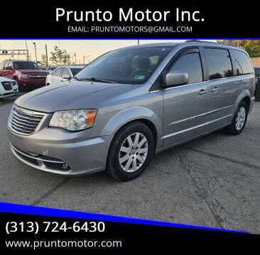 2015 Chrysler Town and Country Touring FWD photo